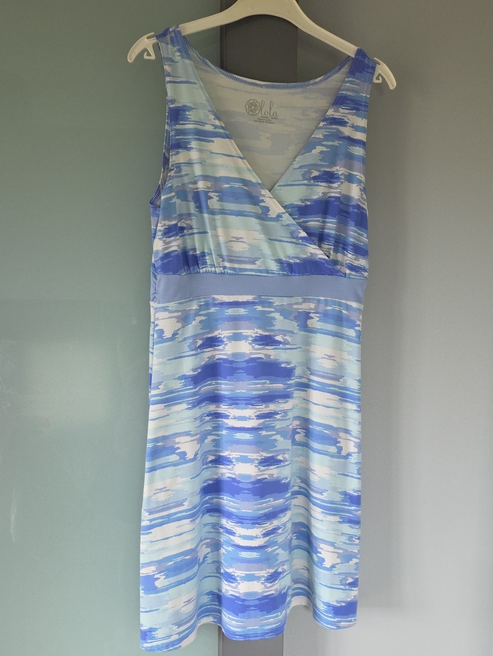 Lola Size M Watercolour Beach Dress.    2/$25